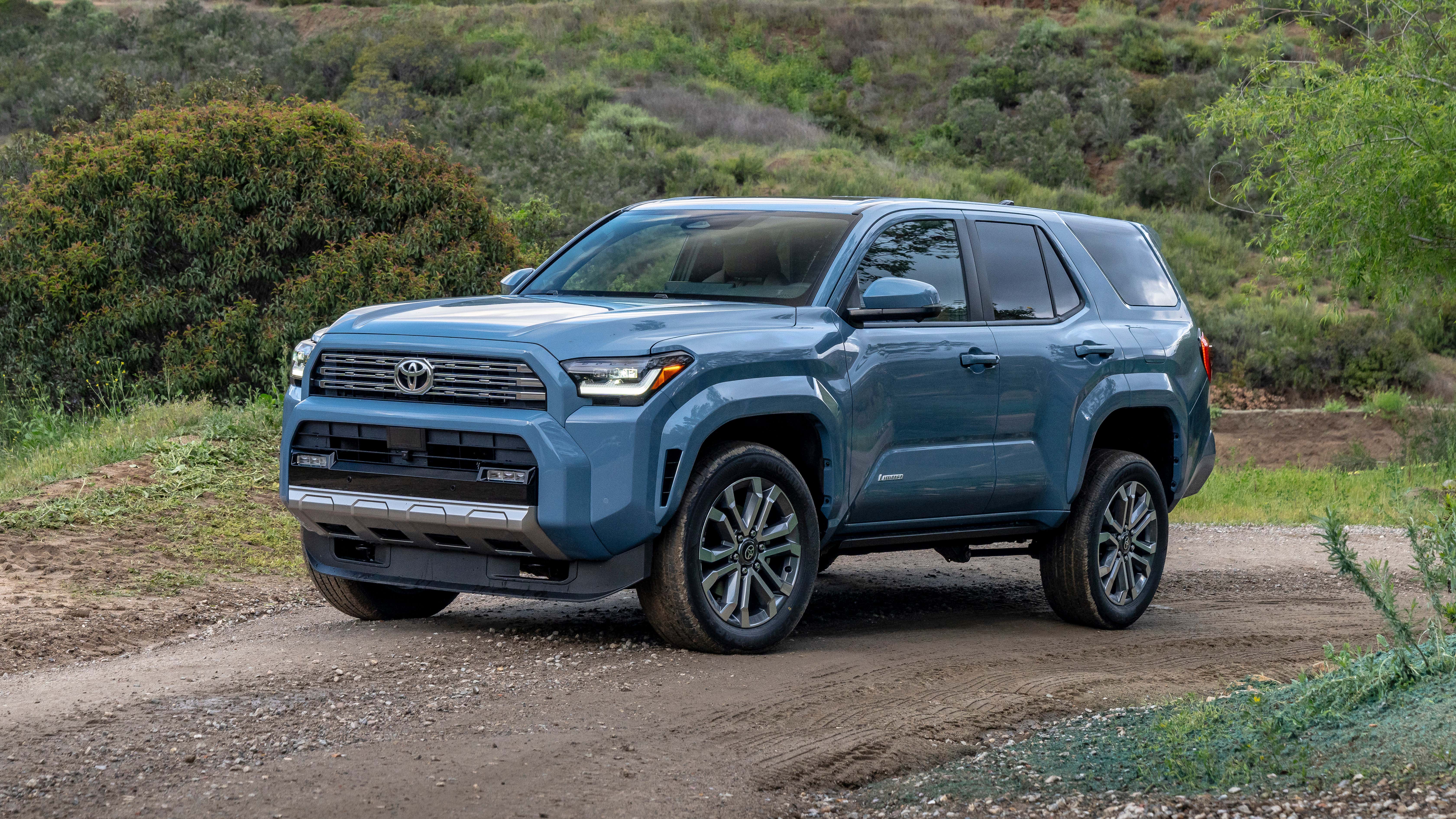 The front 3/4 of the Toyota 4Runner 2025 is blue